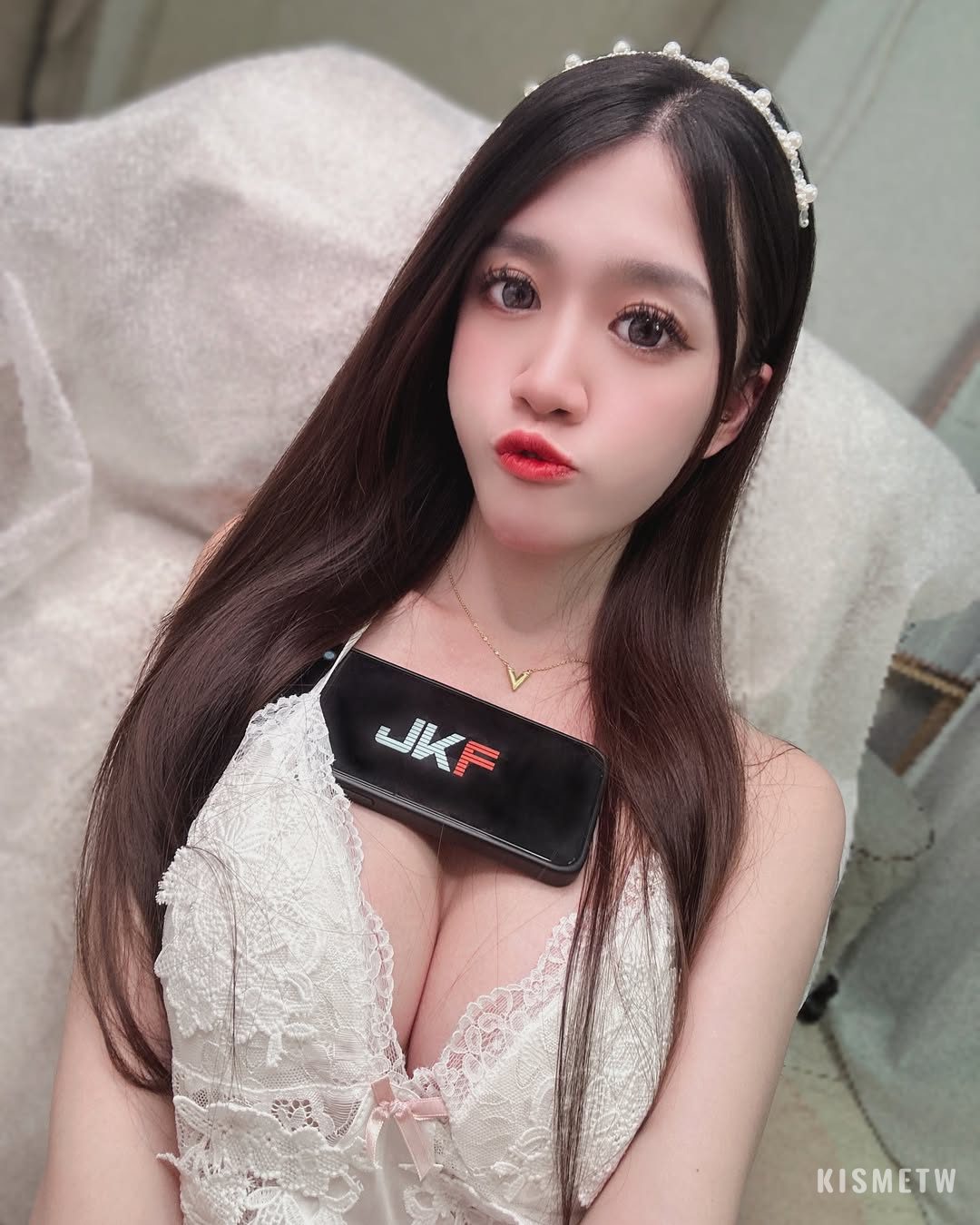 17讓人無法抗拒！18位「神級巨乳」女星太犯規　一出場就是全場焦點